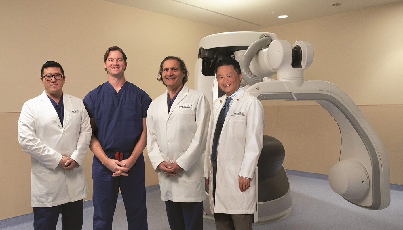 Liauw, Massoudi, Johnson, Vovan in Hybrid OR